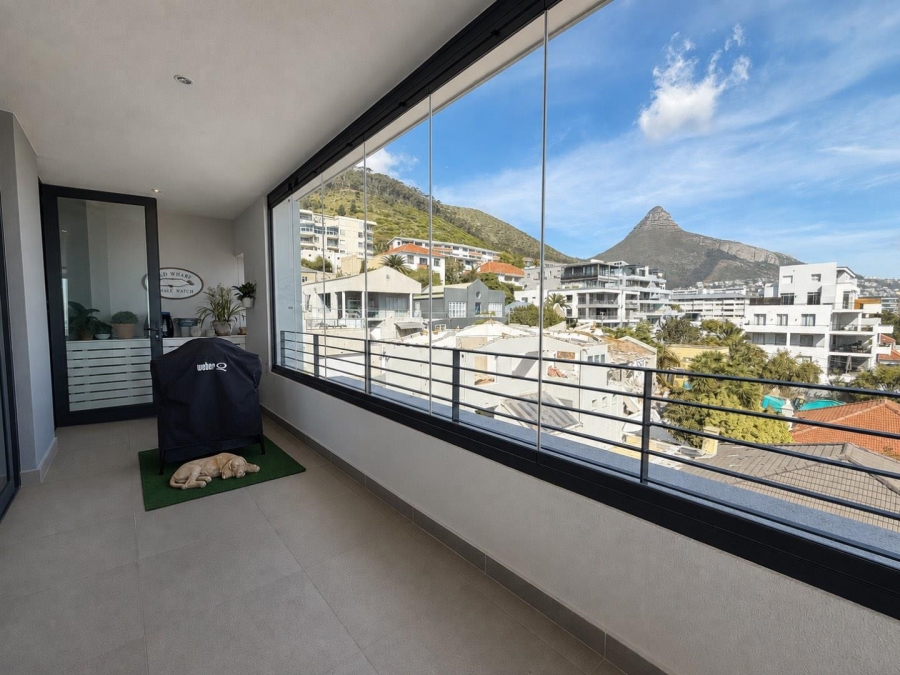 2 Bedroom Property for Sale in Sea Point Western Cape